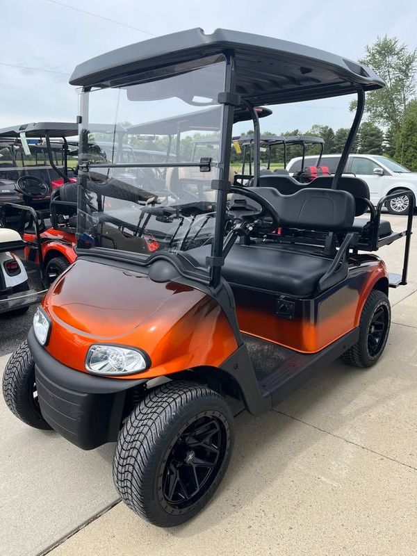 2020 E-Z-GO RXV Elite Lithium Electric Golf Cart 2020 E-Z-GO RXV Elite Lithium Electric Golf Cart