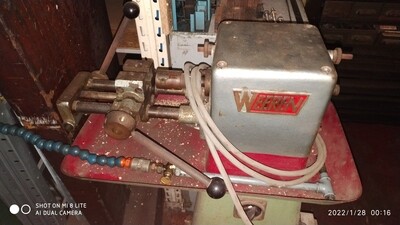 Taraudeuse Automatique
- PRIX à DISCUTER
