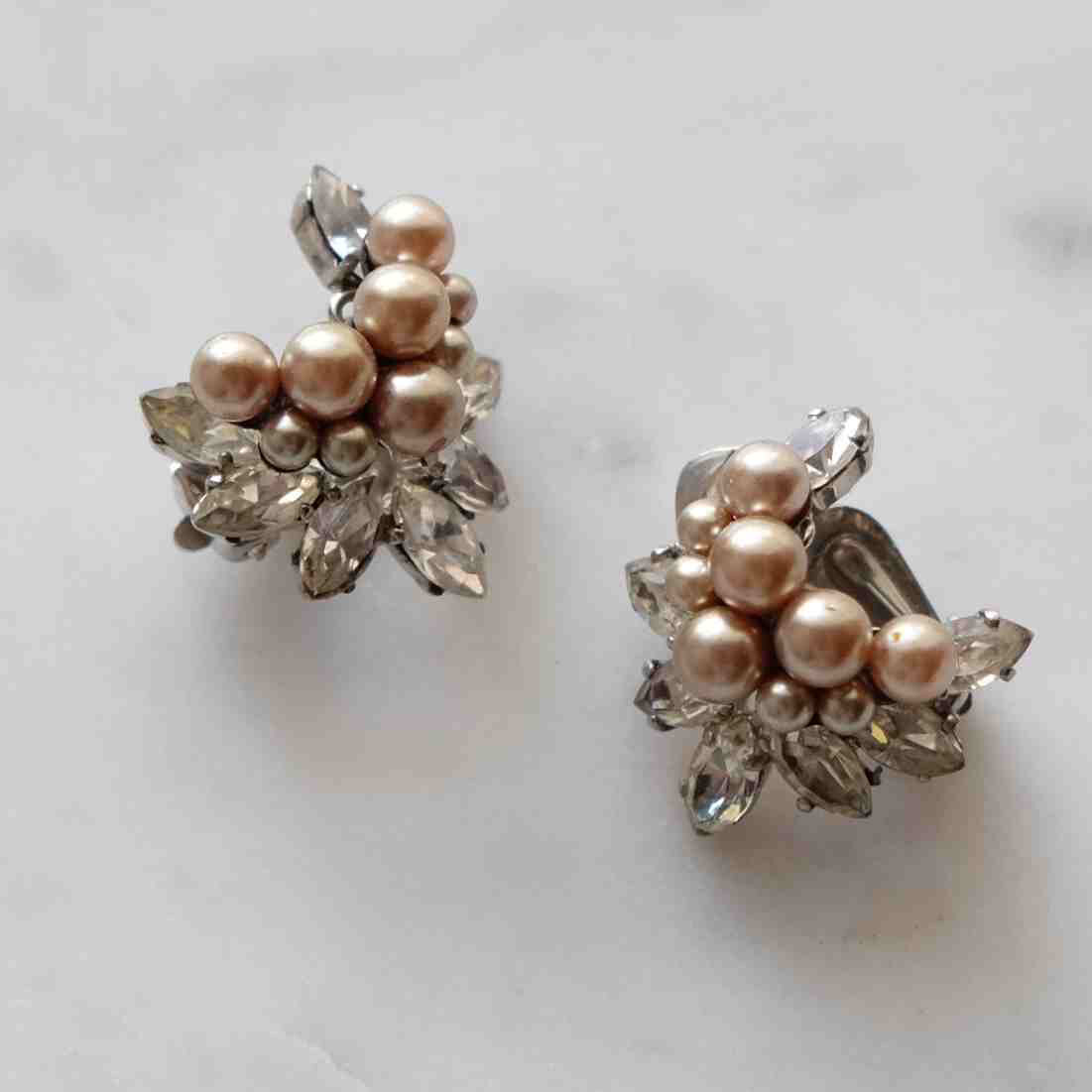 Vintage Tiny Pearls Earrings 1950’s