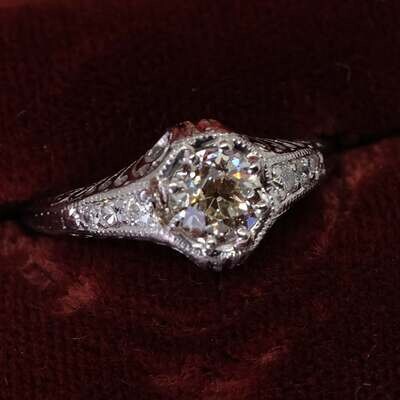 Antique Platinum 0.67 ct natural diamond Ring