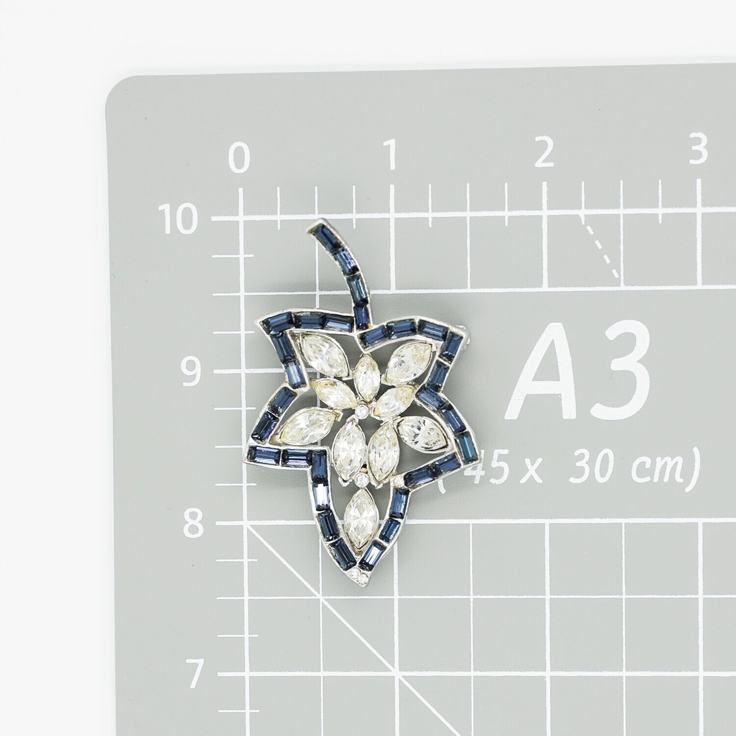 Boucher Flower Leaf Pin