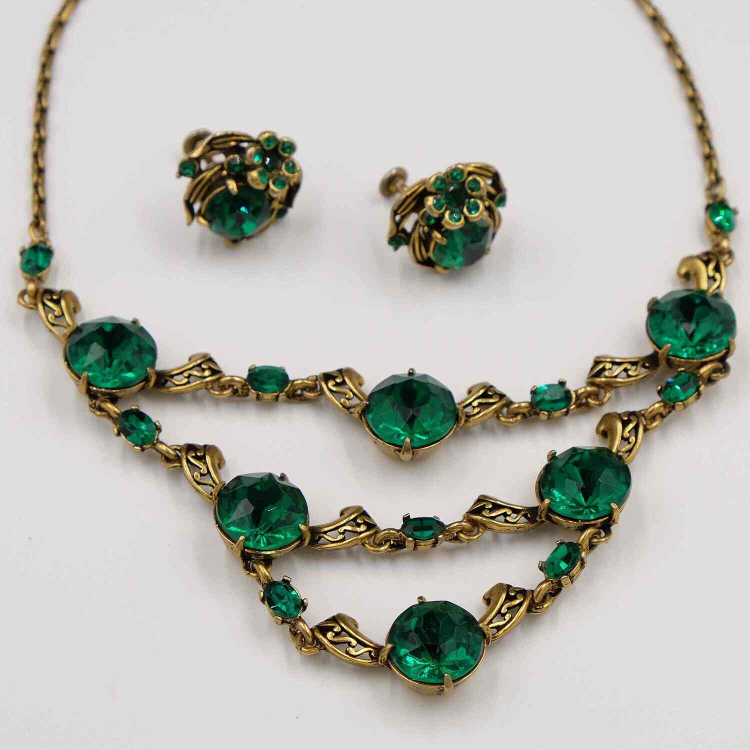 Hollycraft Green Necklace and Earrings Set 1950s