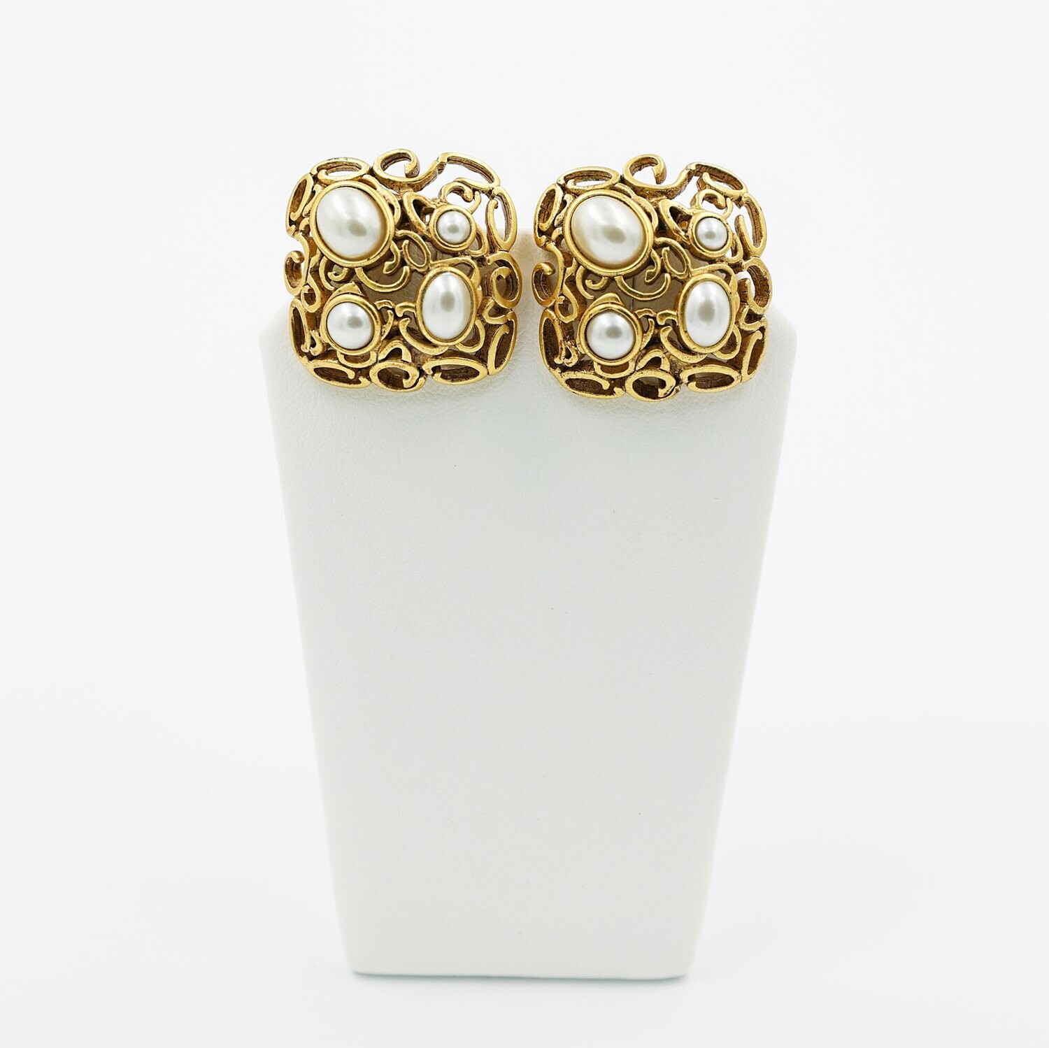 Oscar de la Renta Vintage Earrings