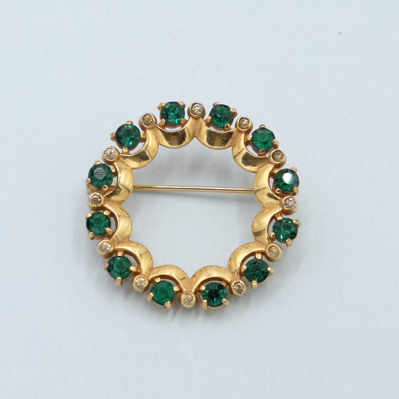 Mazer Green Green Pin 1950's
