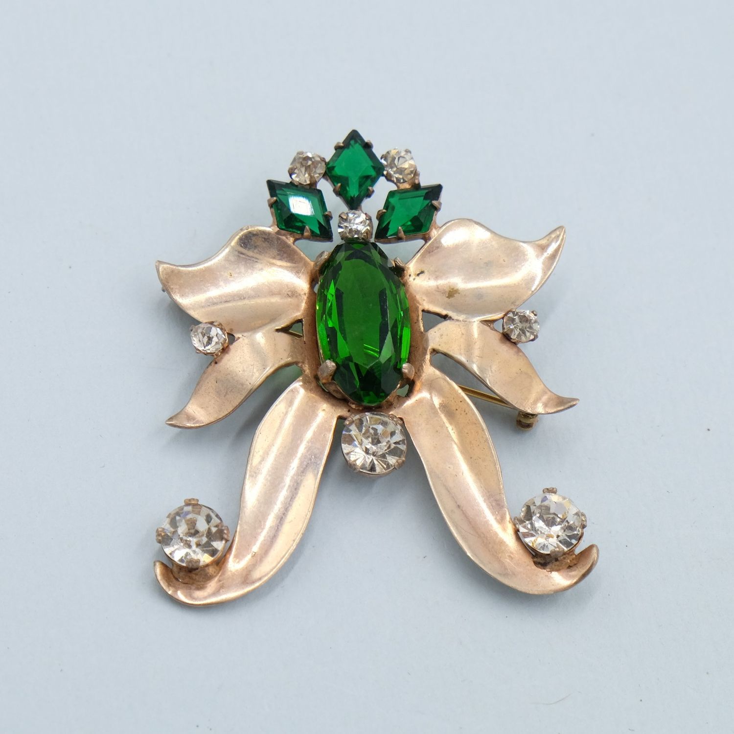 Vintage Sterling Pin with Green Glass 1940&#39;s