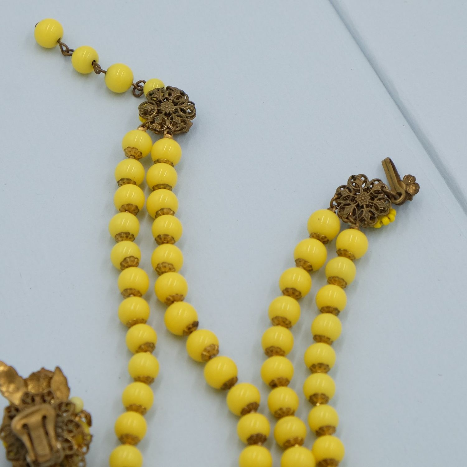 DeMario Yellow Glass Set Necklace and Earrings 1950&#39;s