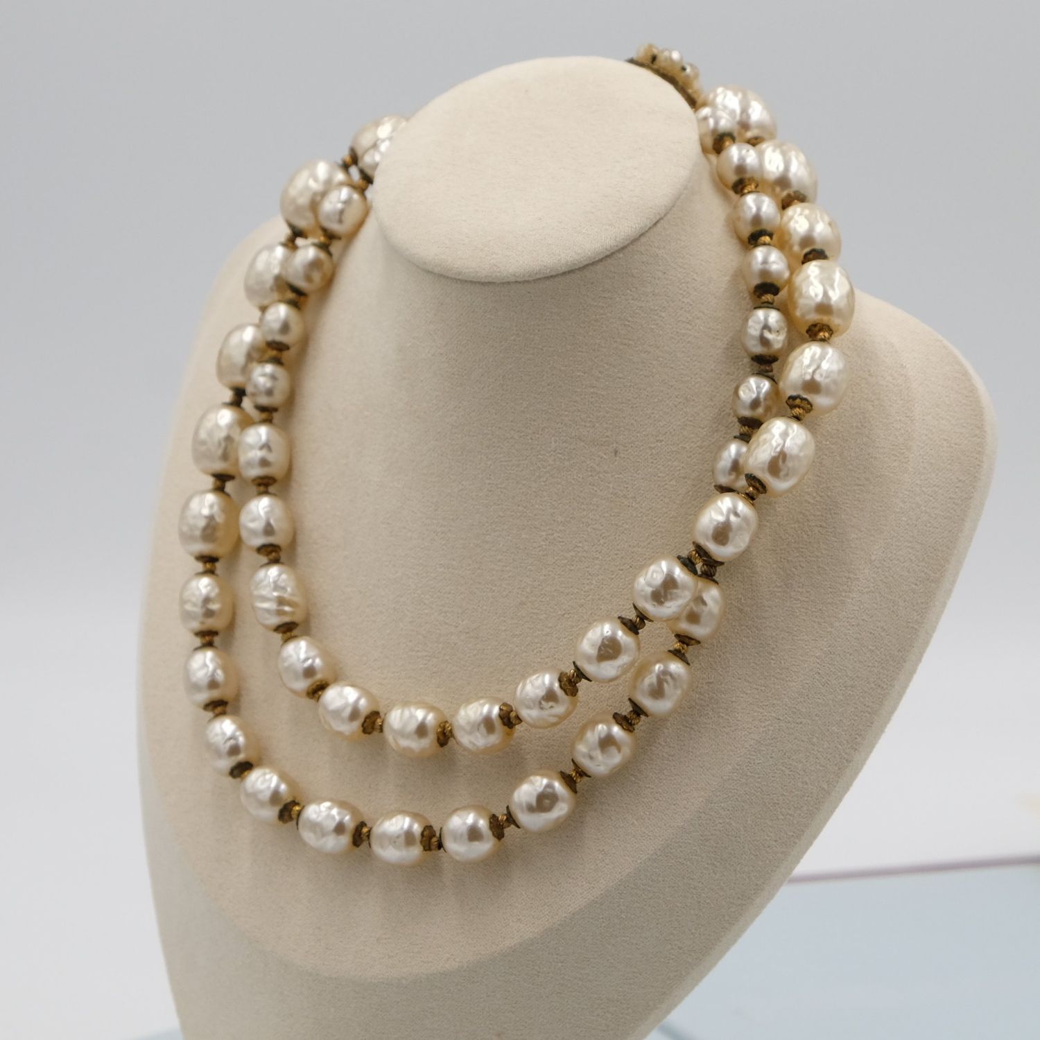 Miriam Haskell Graduated Pearls Faux Baroque Necklace 1950&#39;s