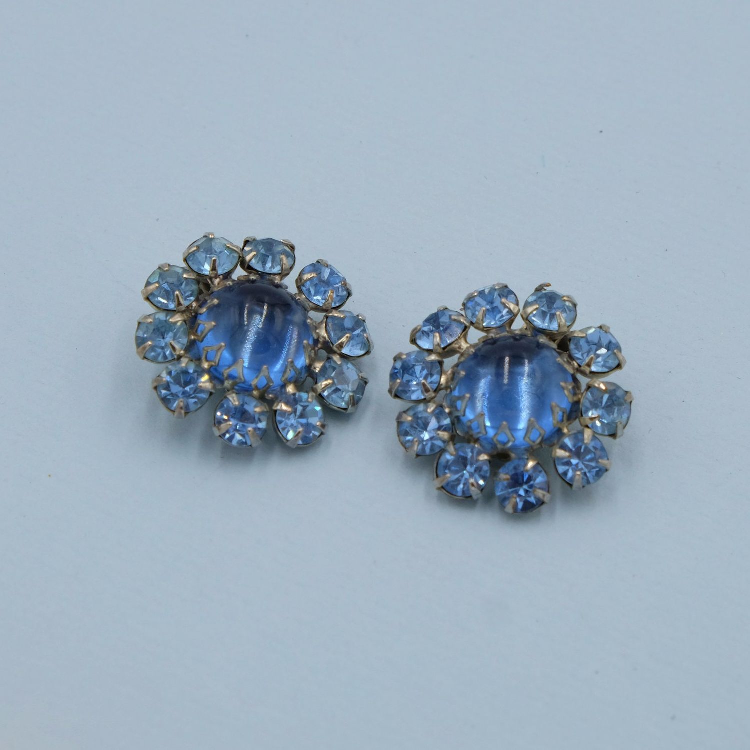 Weiss Blue Glass Round Earrings 1950&#39;s