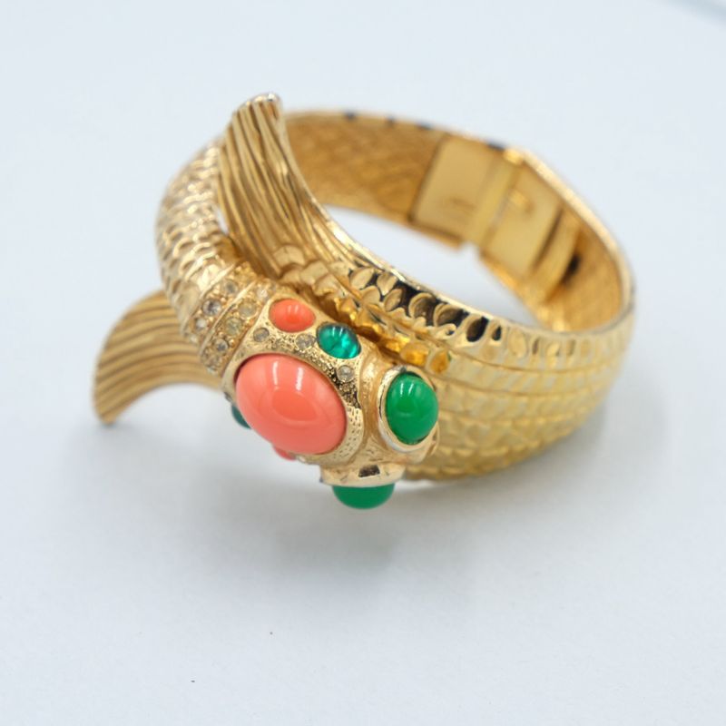 Vintage Castlecliff Koi Fish Clamper Bracelet 1980’s