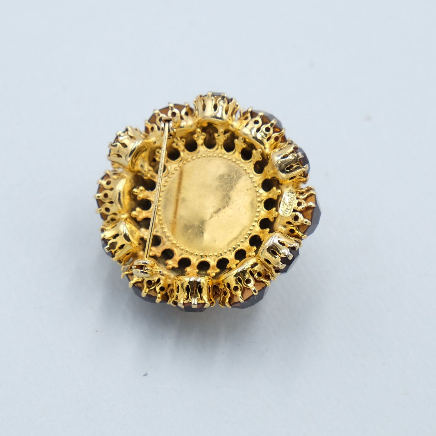 Vintage Unsigned Dome Brooch 1960s