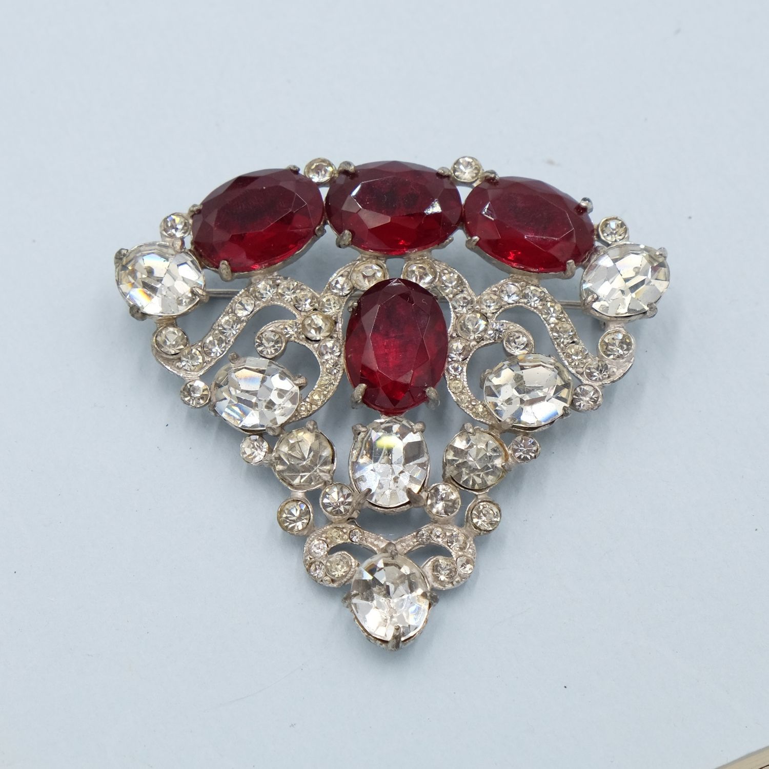 Staret Red and Clear Rhinestones Brooch 1940s