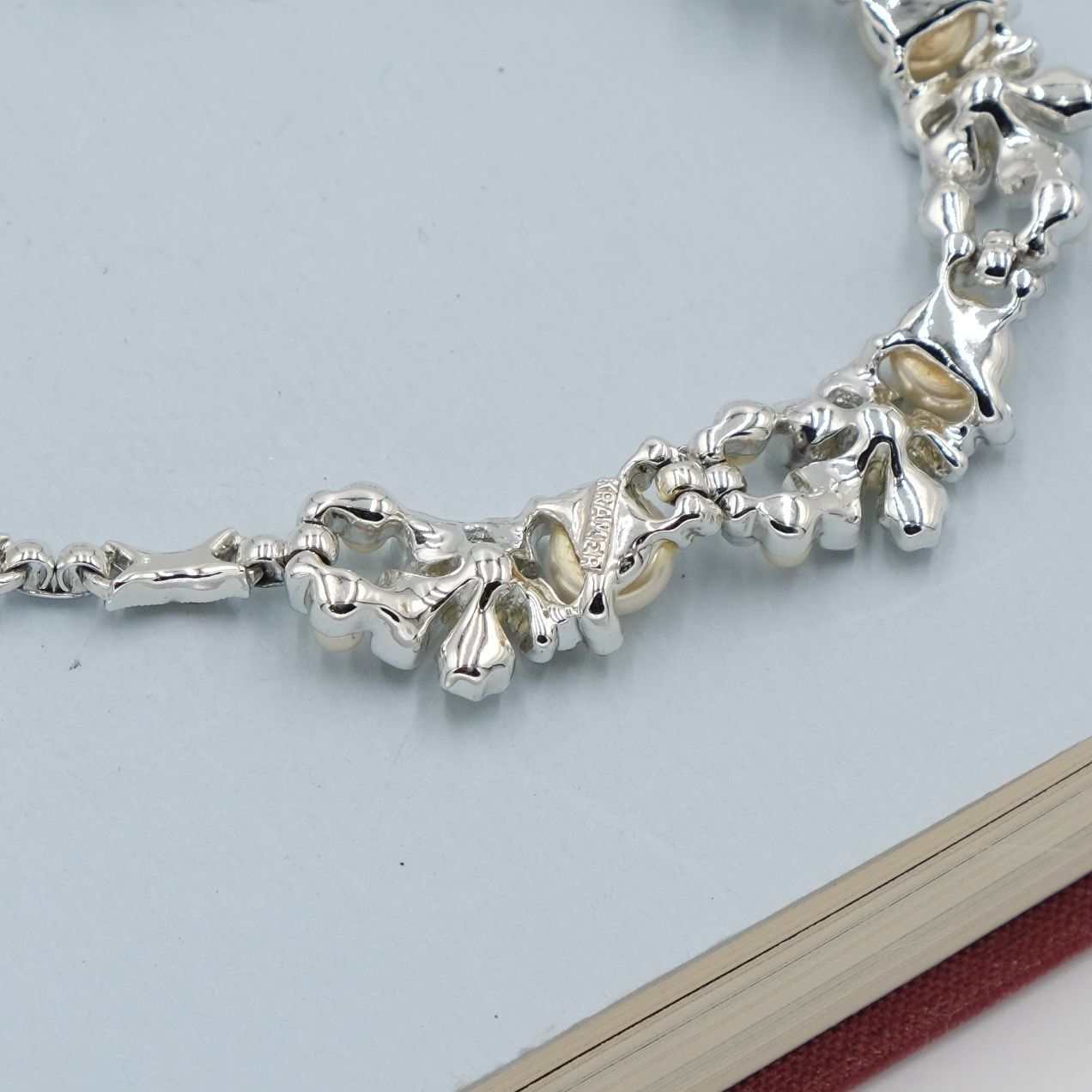 Kramer Flower and Faux Pearls Necklace 1950s