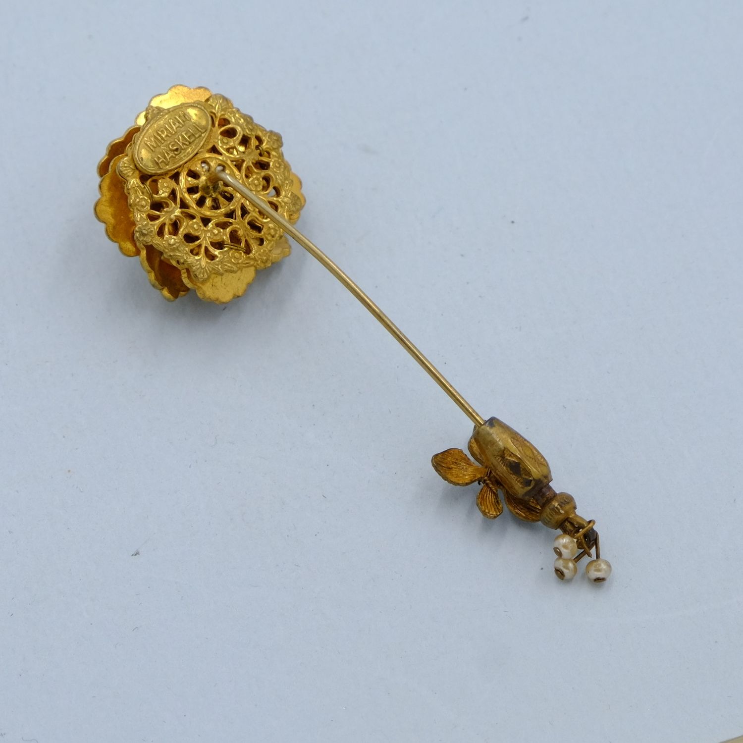 Miriam Haskell Stick Pin Pearl Gold 1950s