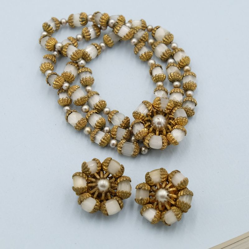 Miriam Haskell Satin Glass Set Bracelet and Earrings 1960s
