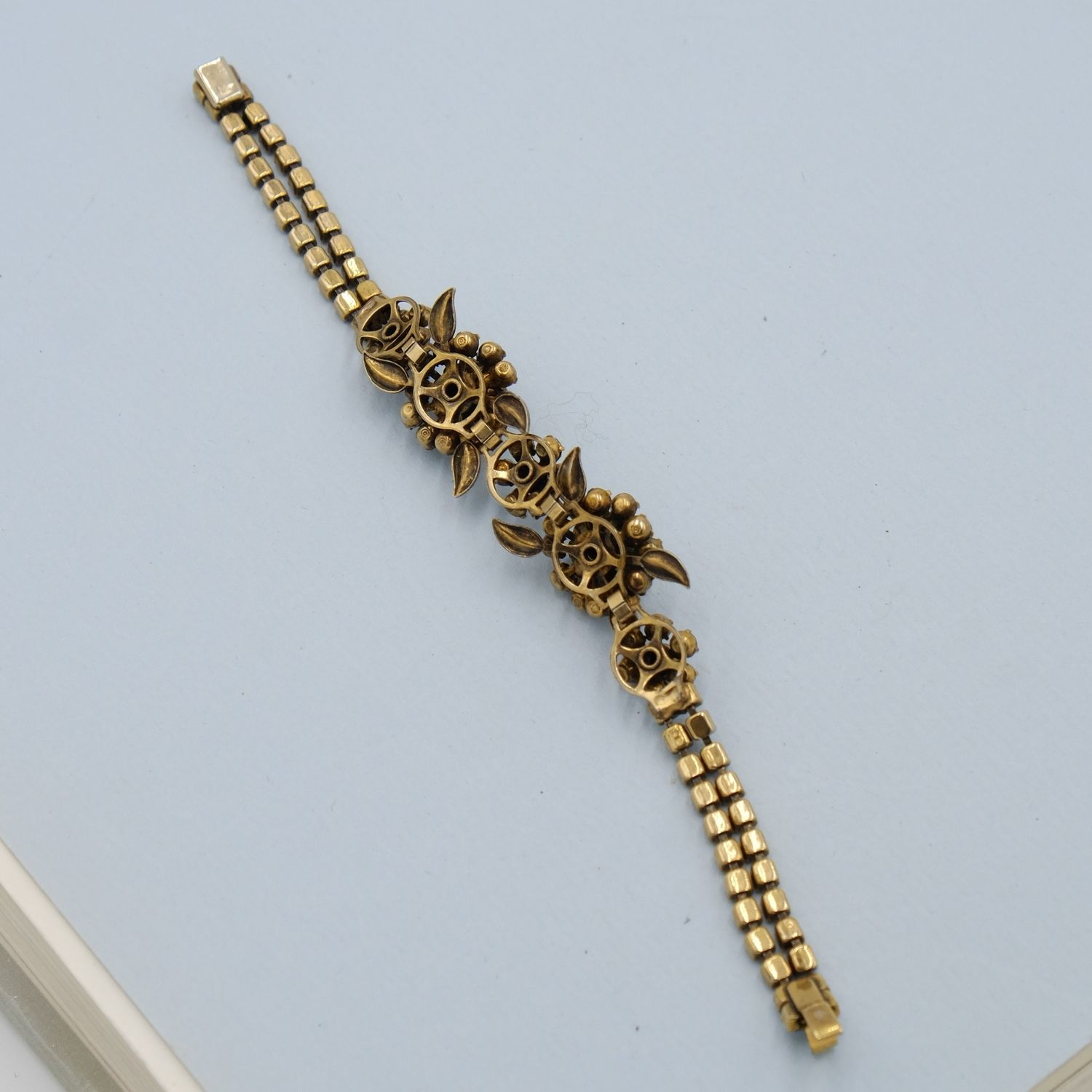 Vintage Flower Rhinestones Bracelet 1960s