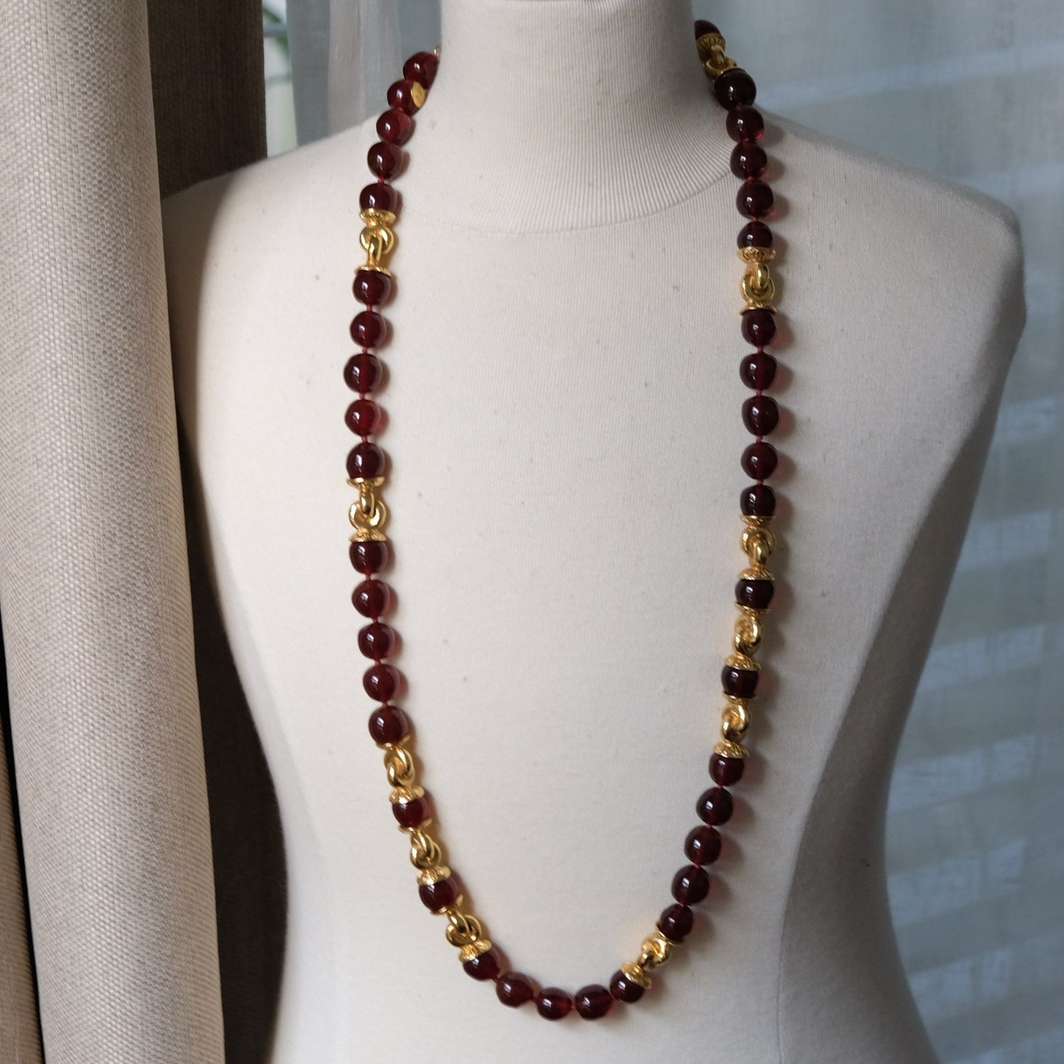Vintage Chanel Gripoix Glass Necklace 1980s