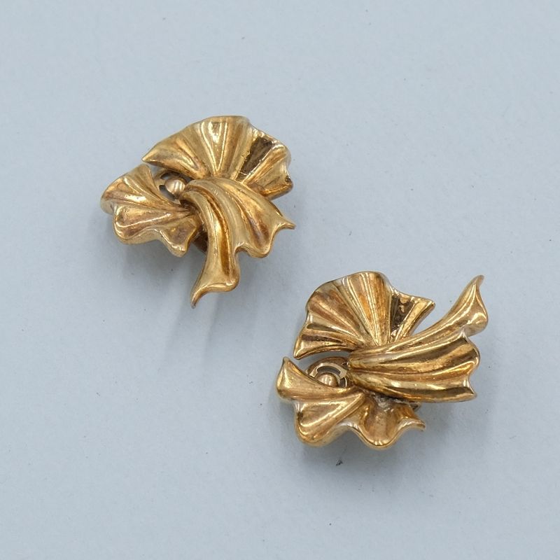 Trifari Goldwash Bow Earrings 1950s