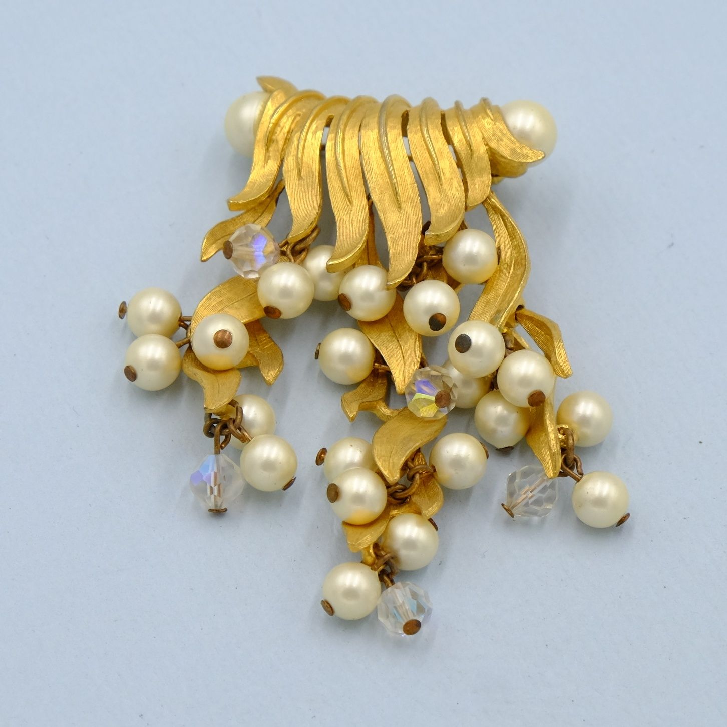 Vintage Kramer Dangle Brooch 1960s