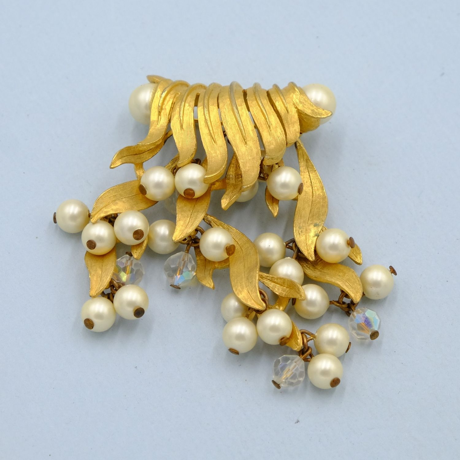 Vintage Kramer Dangle Brooch 1960s