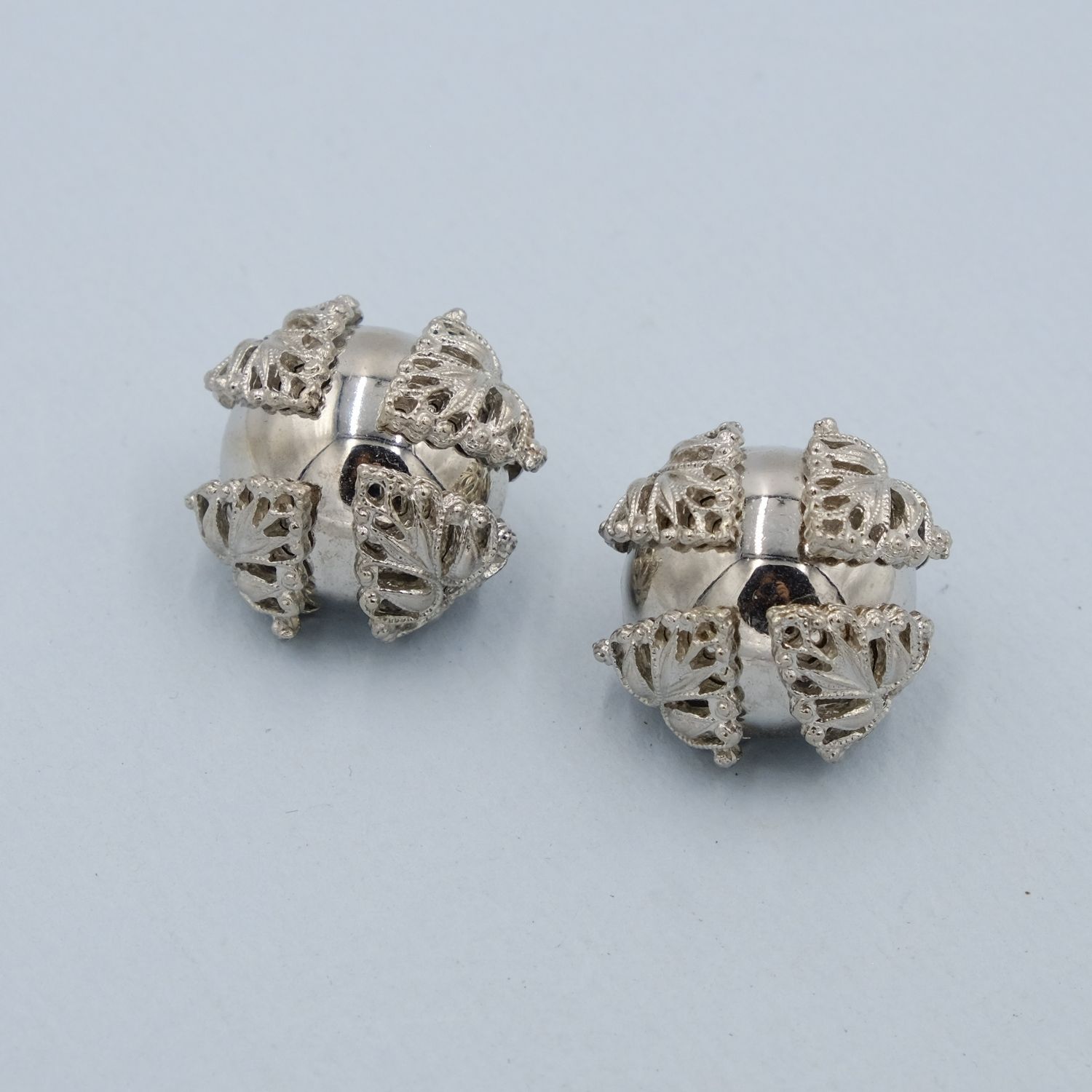 Vintage Silver Dome with Filigree Earrings 1970s