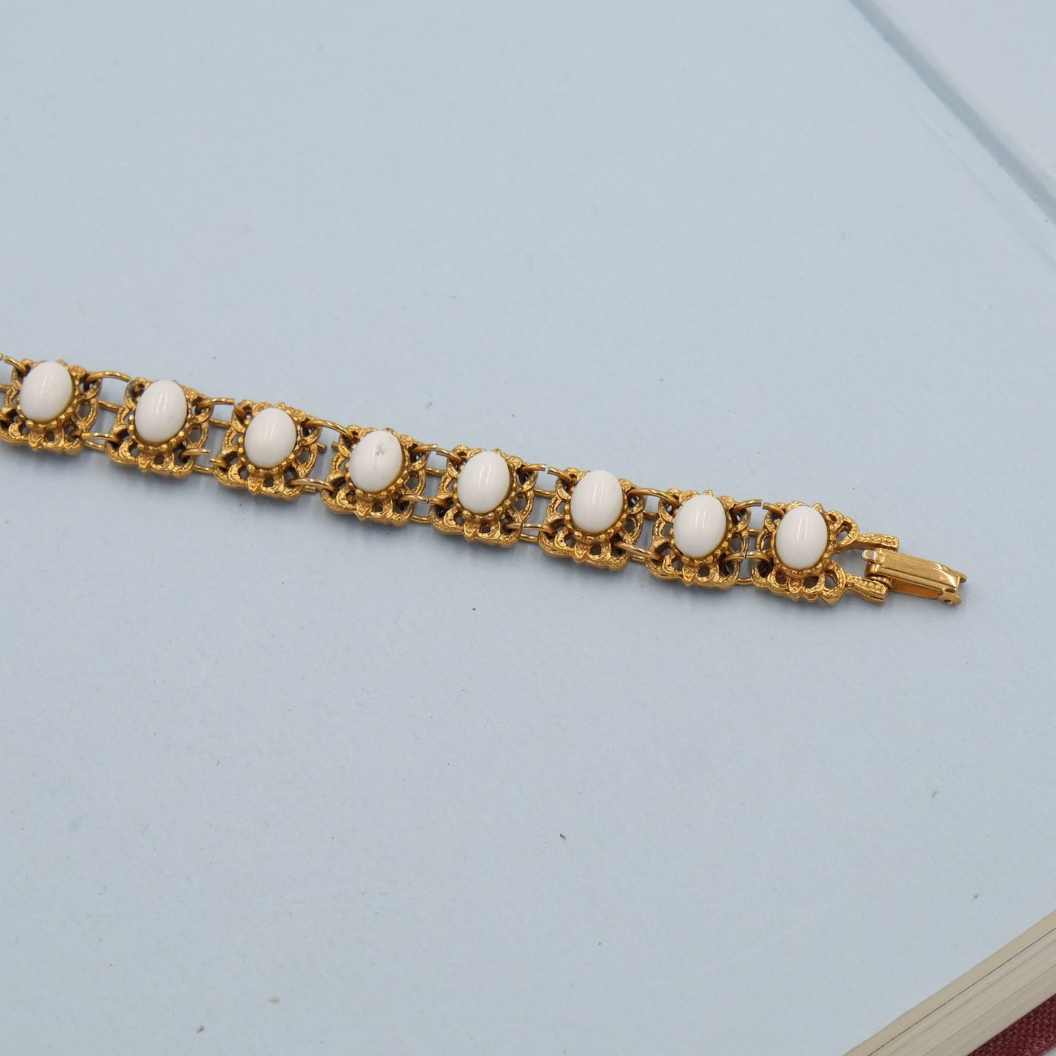 White Robin Egg gold tone bracelet 1970s