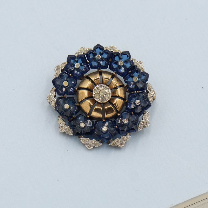 Vintage Trifari Fleur de Paris Round Brooch 1950s