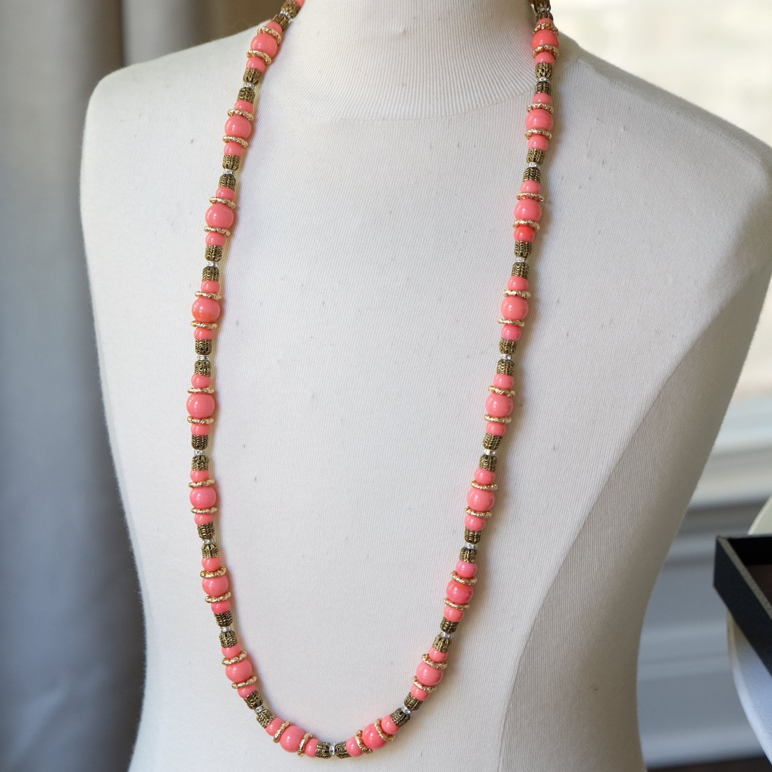 Vintage Glass Beads Long Necklace 1930s