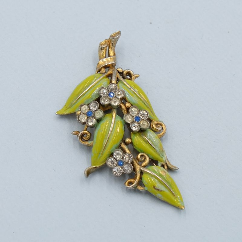 Vintage Trifari by Alfred Phillipe Green Enamel Flower Dress Clip 1940s