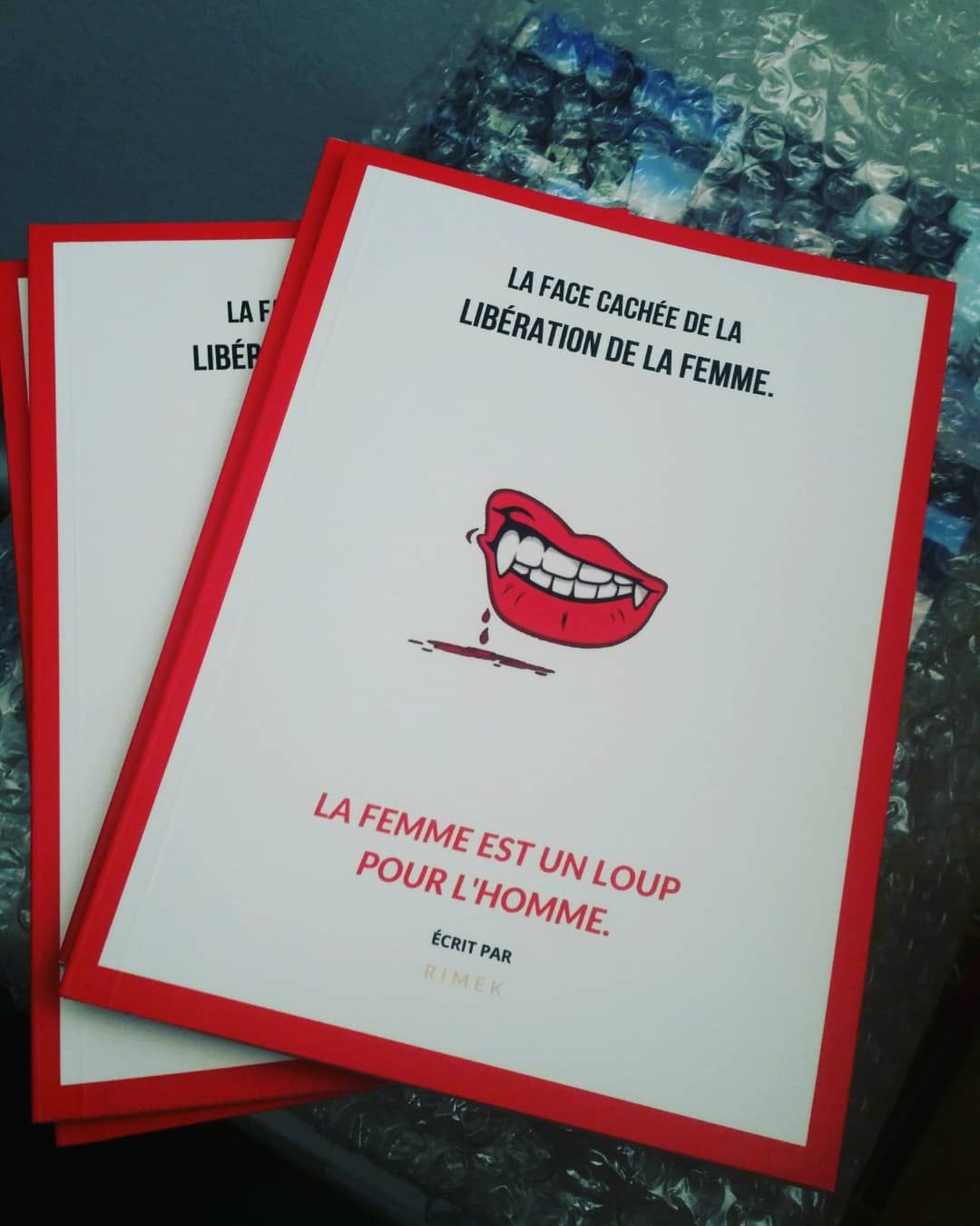 La femme est un loup pour l&#39;homme