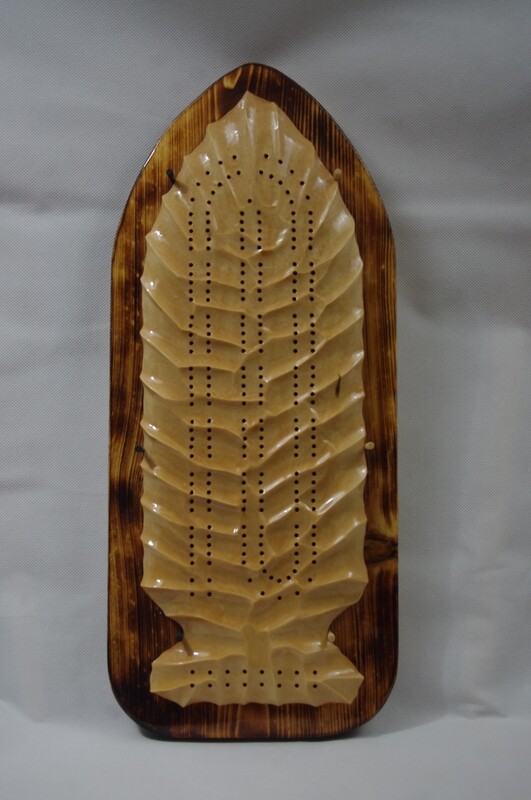 Arrowhead Cribbage Board with Pegs