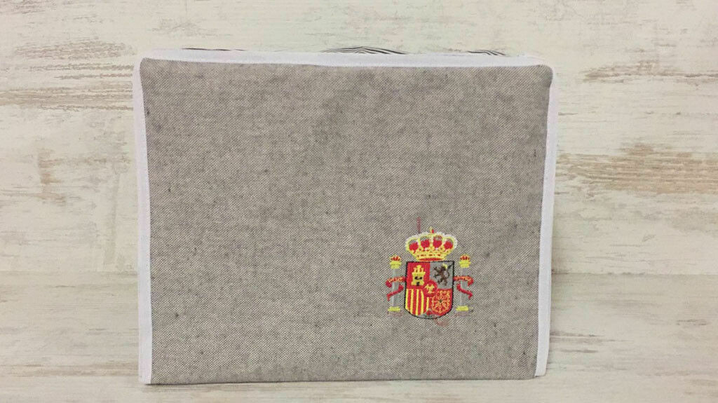 Funda escudo España C2