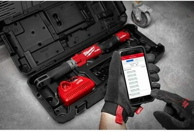 Milwaukee M12 ONEFTR12-201 - Llave dinamométrica de 1/2", 12 V, 2,0 Ah, FUEL ONE-KEY