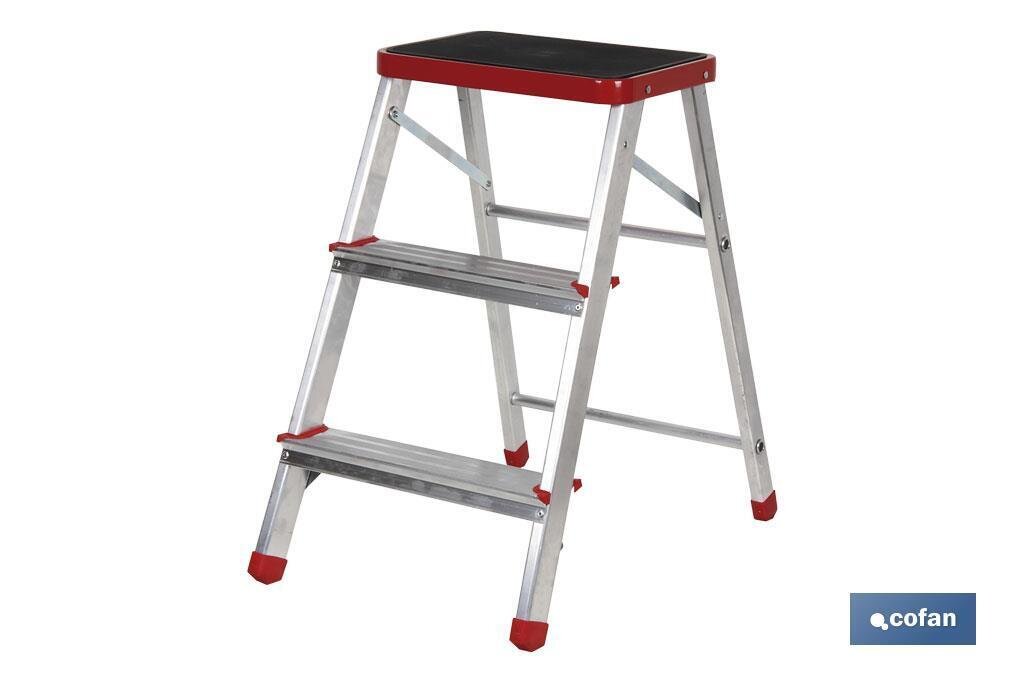 TABURETE ALUMINIO 3 PELDA�OS Y 0,67 MTS ALTURA