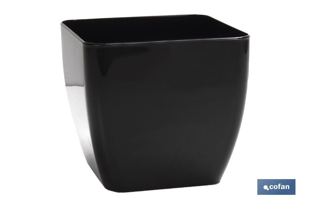 MACETA MODELO "SPIREA" 14CM COLOR NEGRO