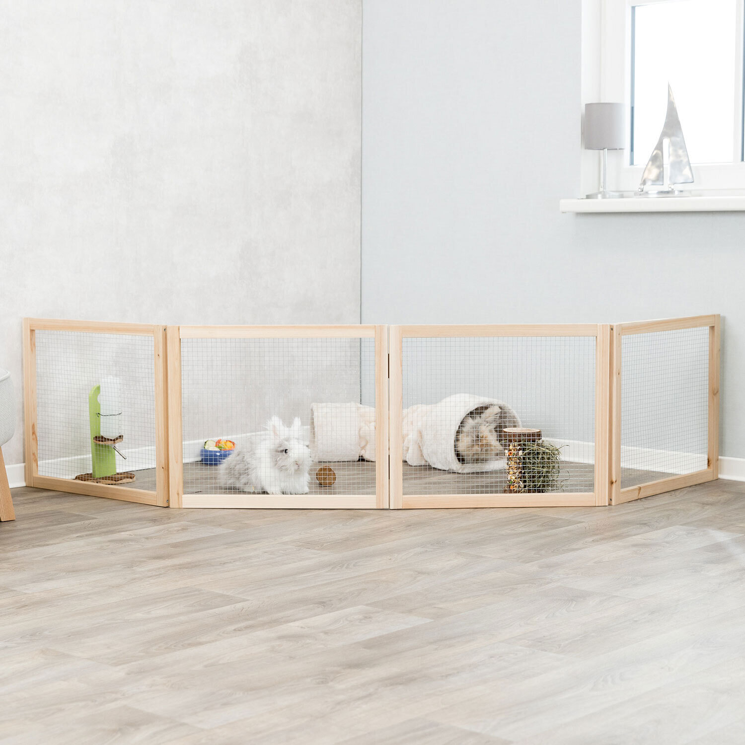 Recinto Interior, 60�240 � 50 cm