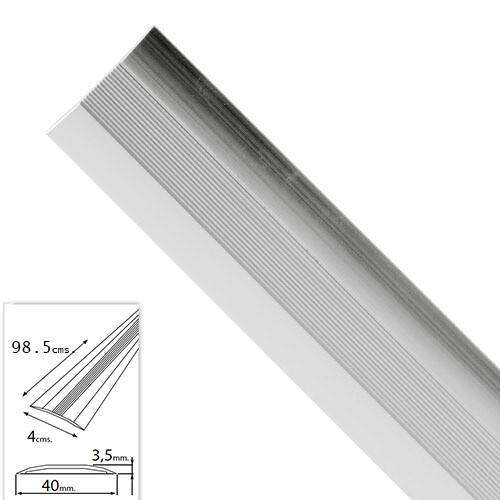 Tapajuntas Adhesivo Para Moquetas Metal Plata   98,5 cm.