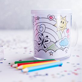 TAZA PARA COLOREAR 320 ML + 4 LÁMINAS + LÁPICES