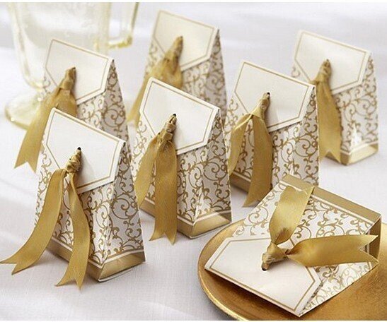 CAJA ANIVERSARIO LAZO ORO