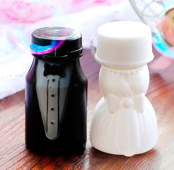 POMPERO DE JAB�N NOVIOS - MODELO NOVIA