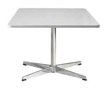 Mesa SW, baja, cromada, blanca, 60 X 60 cms