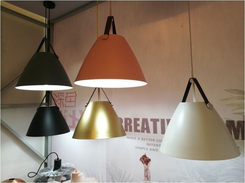 L�mpara KEILA, colgante, metal, color dorado