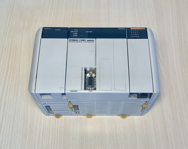 Omron sysmac cqm1 cpu21 + pa203 cqm1cpu21