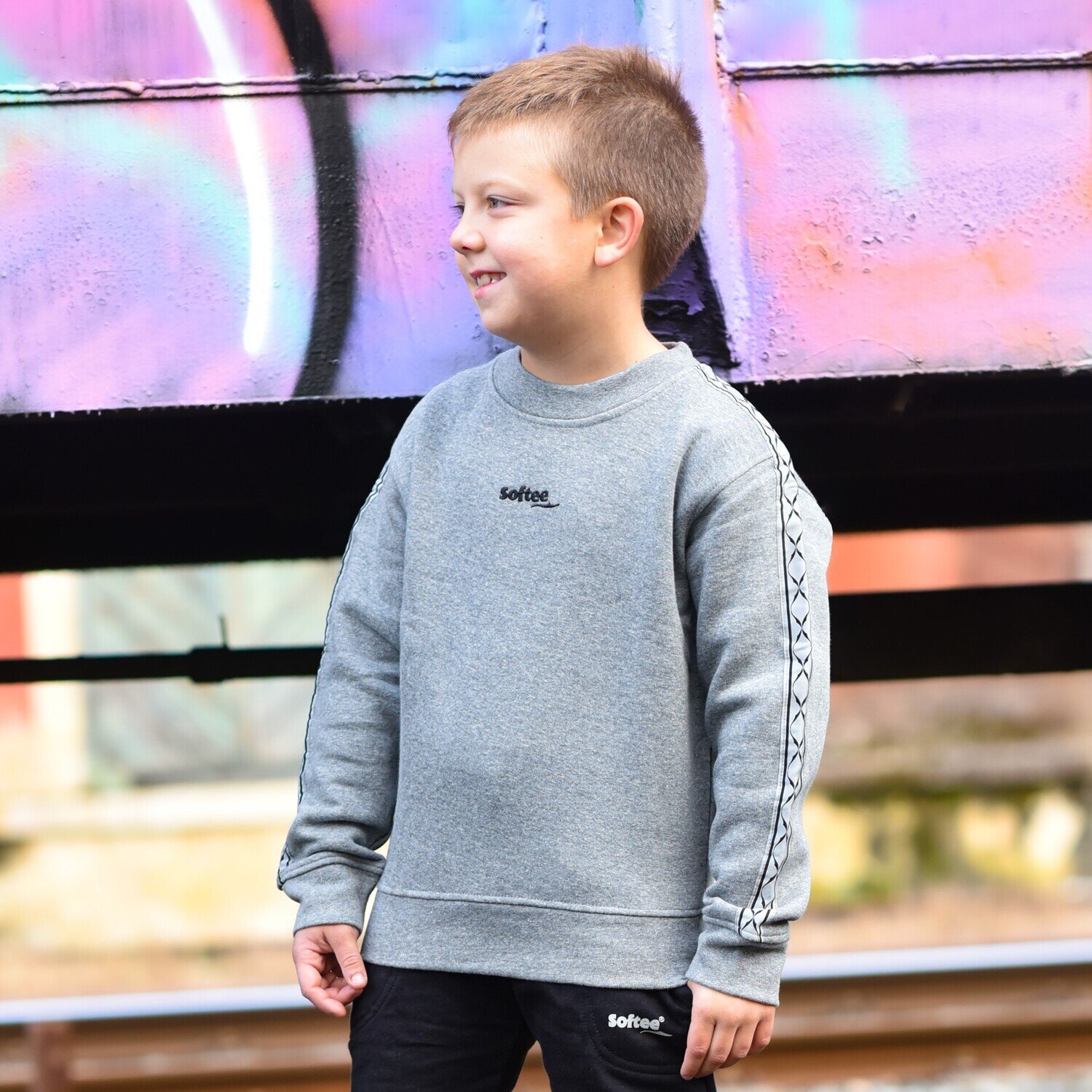 SUDADERA SOFTEE PLANET INFANTIL14 A�OS