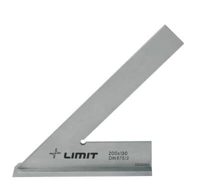 ESCUADRA CON ALA ANGULAR DE 45° - 200 X 130 MM