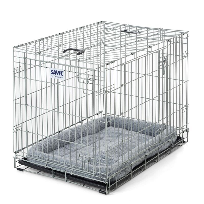 Jaula para transporte Savic Dog Residence con cojín
61 x 91 x 71 cm (An x P x Al)