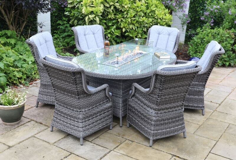 Table & Chairs Fire Pit