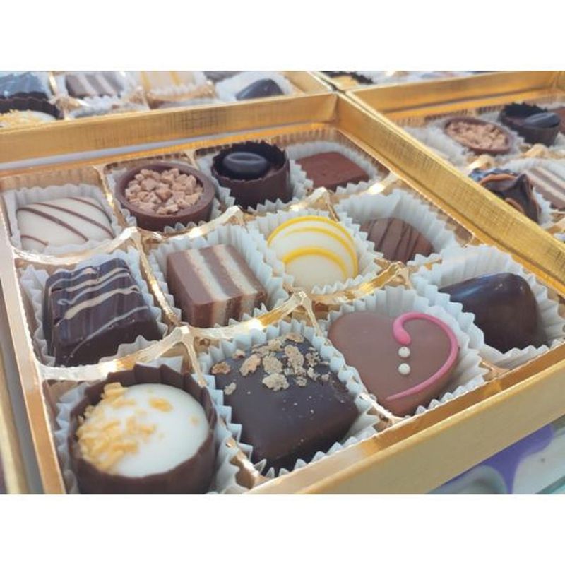 12 Pralinen | mit Alkohol 170g