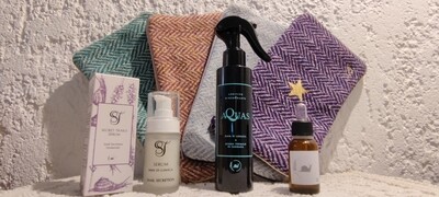Combo Full Roll ( Secret Trails 30 ml+My Roll + Aquas 120 ml) Combo Full Roll ( Secret Trails 30 ml+My Roll + Aquas 120 ml)