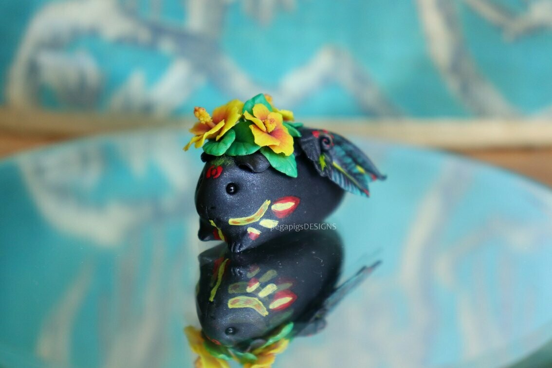 Ebony Tribe Pegapig "warm hibiscus"