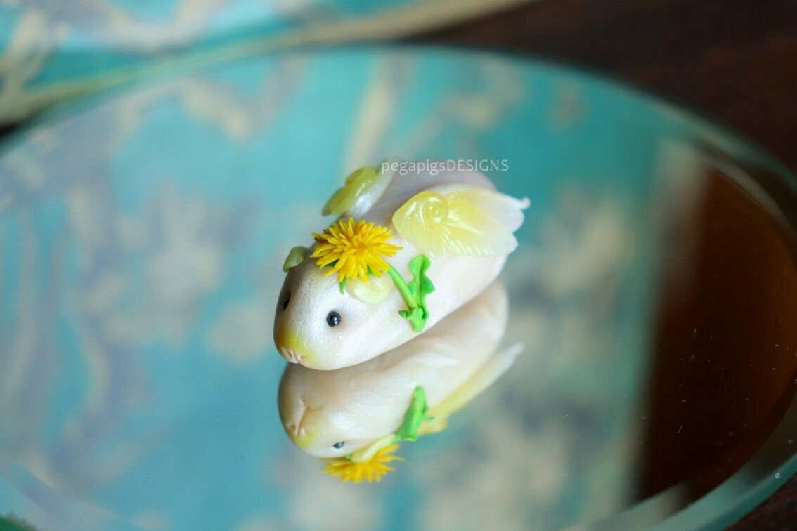 Pearl Pegapiggy "Dandelion"